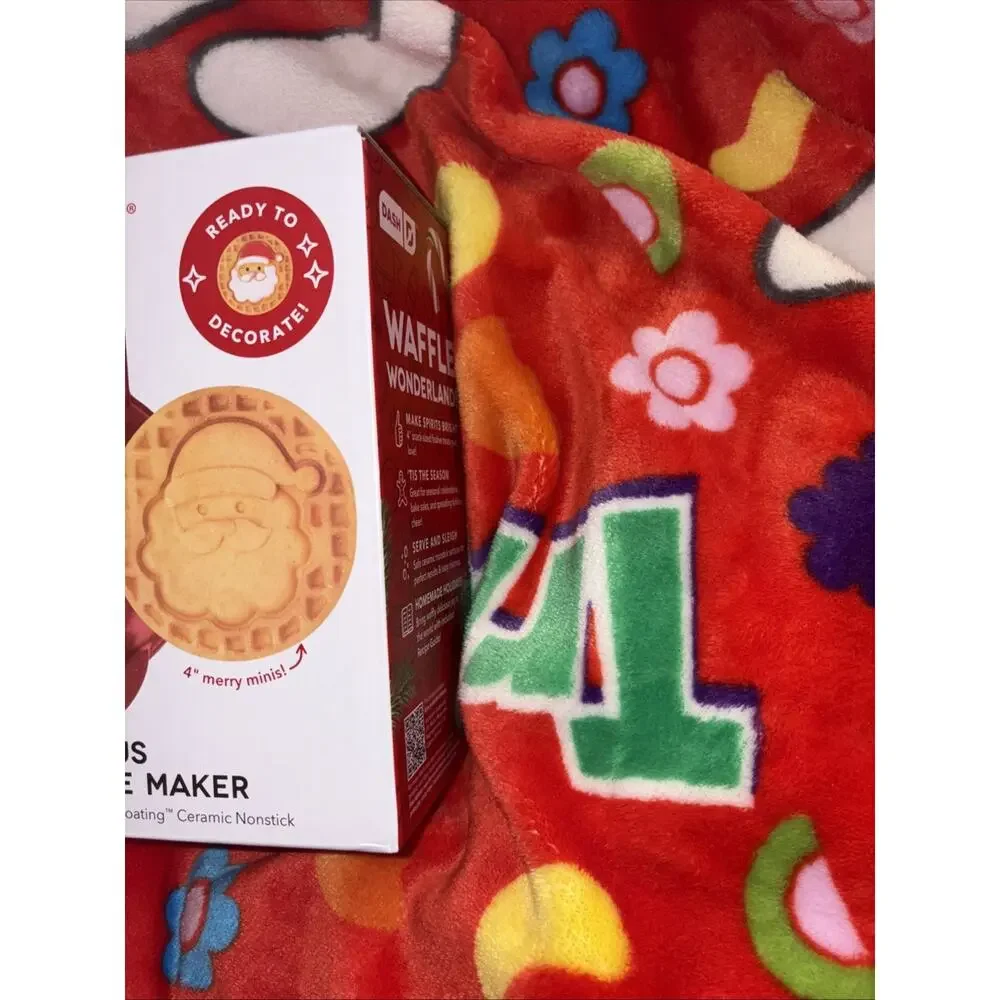 Dash Santa Claus Mini Waffle 2025 Maker Non-Stick 4” Surface BRAND NEW
